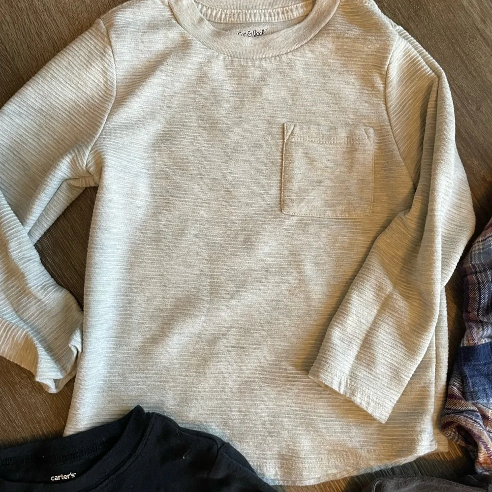 Boys 4T Bundle of long sleeve tops Carters H&M Cat & Jack Osh Kosh B’Gosh